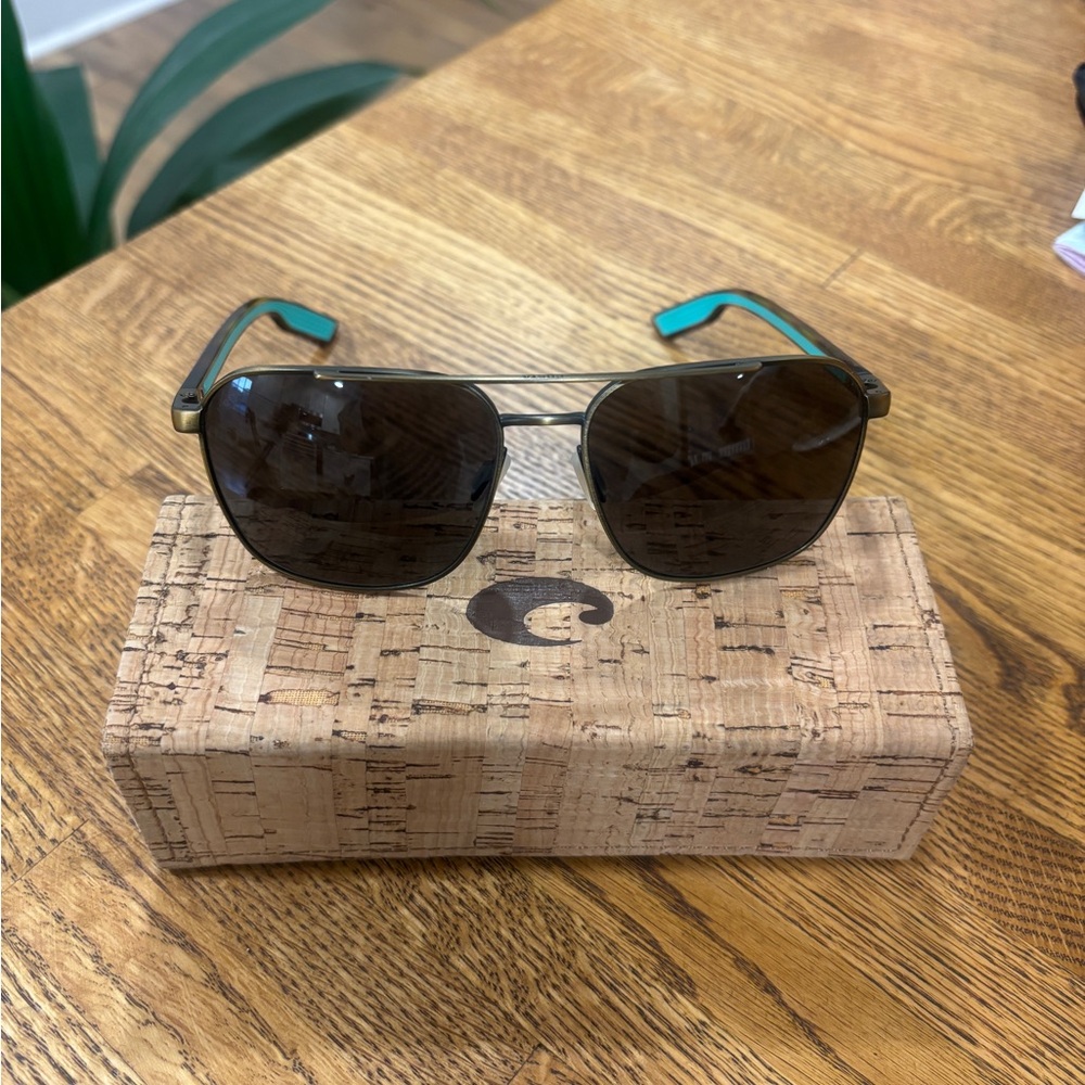 Costa Del Mar, Black Lenses, Tortoise and Teal Sunglasses